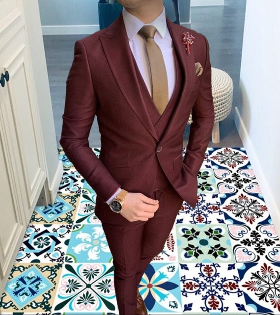 53 Burgundy Pants Outfits for Men [2024 Style Guide]