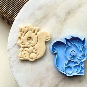 Cute Squirrel Cookie Cutter, Squirrel-Shaped Pastry Cutter, Forest Cupcakes garden theme, Woodland Animal, Biscuit cutters for kids birthday