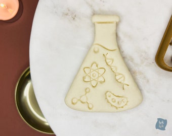 Science party Cookie Cutter Chemistry, Cookie Cutter ATOM, Body Cell, DNA Cookie Cutter Microbiology laboratory science Conical Flask Cutter