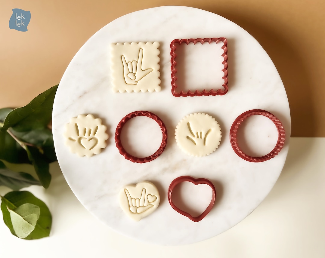 I Love You Hand Sign Cookie Cutter / ILY Cookie Stamp Sign Language
