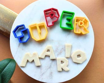 Super Mario Cookie Cutters Alphabet, Fondant Cutter, Letters Biscuit cutter, Set of 26 A-Z Letters, Mario Font Numbers Cutter