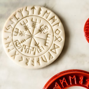 Vegvisir cookie cutter with Runes, Viking Compass Runes Icelandic Viking Norse Mythology, Icelandic Magical Stave, Vegvisir Runic Compass