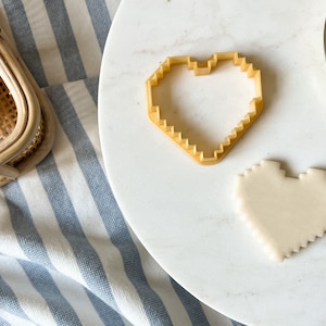 Pixel Heart Cookie Cutter, Pixel Love Cookie Cutter Retro 90s party decorations, computer computer gift, Developer Gift Java Programming
