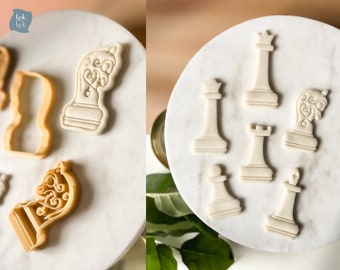 Chess Pieces Cookie Cutter Set van 6. Schaakkoekvormpjes, unieke handgemaakte doe-het-zelf 3D-print Chess Lover Cadeau voor jongen, meisje Fondanttaarttopper