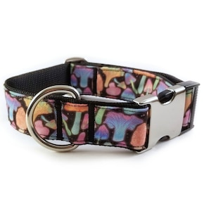 Collar para perro con diseño de hongo neón