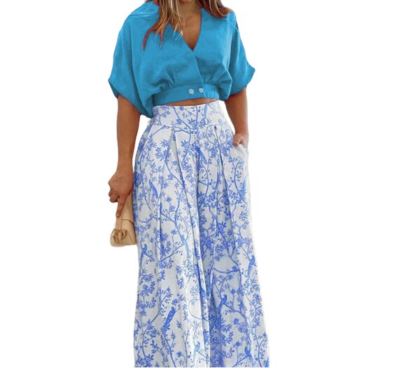 Floral pants and store crop top