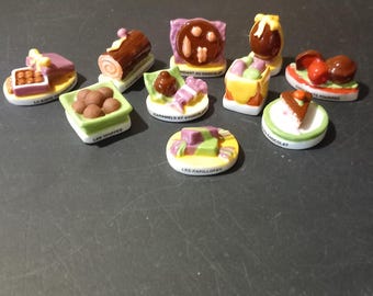 Cakes gateaux 10 Miniature french pastries porcelain miniature feves