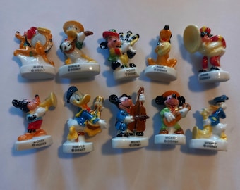 Cartoon characters 10 disney feves porcelain minis french gateaux set of 10
