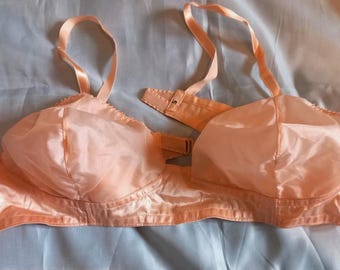 Bra Satin Crepe Bra, Hook and Eye Closure, 34 B/C vintage rose colour