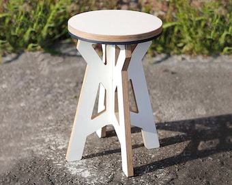 Spin - Movable & durable wood stool requiring no tools, screws, or skills to (dis)assemble, made of high quality HPL birch plywood