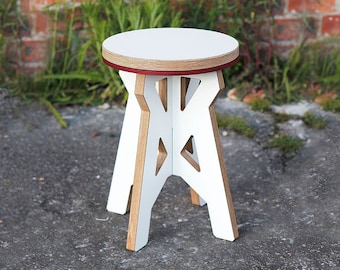 Spinny - Movable & durable wood stool requiring no tools, screws, or skills to (dis)assemble, made of high quality HPL birch plywood