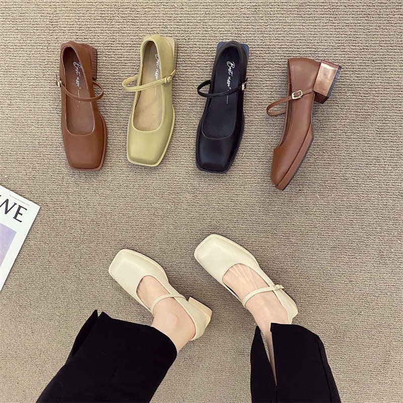 womens square toe shoes