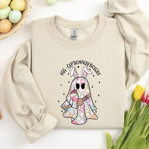 Egg-Ceptionally Boujee, Osterhasen-Geist-Shirt, Oster-Geist-Sweatshirt, gruseliges Oster-T-Shirt, Floraler Ghostie-Ostern-Rundhalsausschnitt, fröhlicher Ostertag