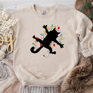 Cats Christmas Sweatshirt, Meowy Christmas Shirt, Cat Lovers Xmas Sweater, Christmas Cat Owner Sweatshirt, Christmas Gifts, Cat Sweater