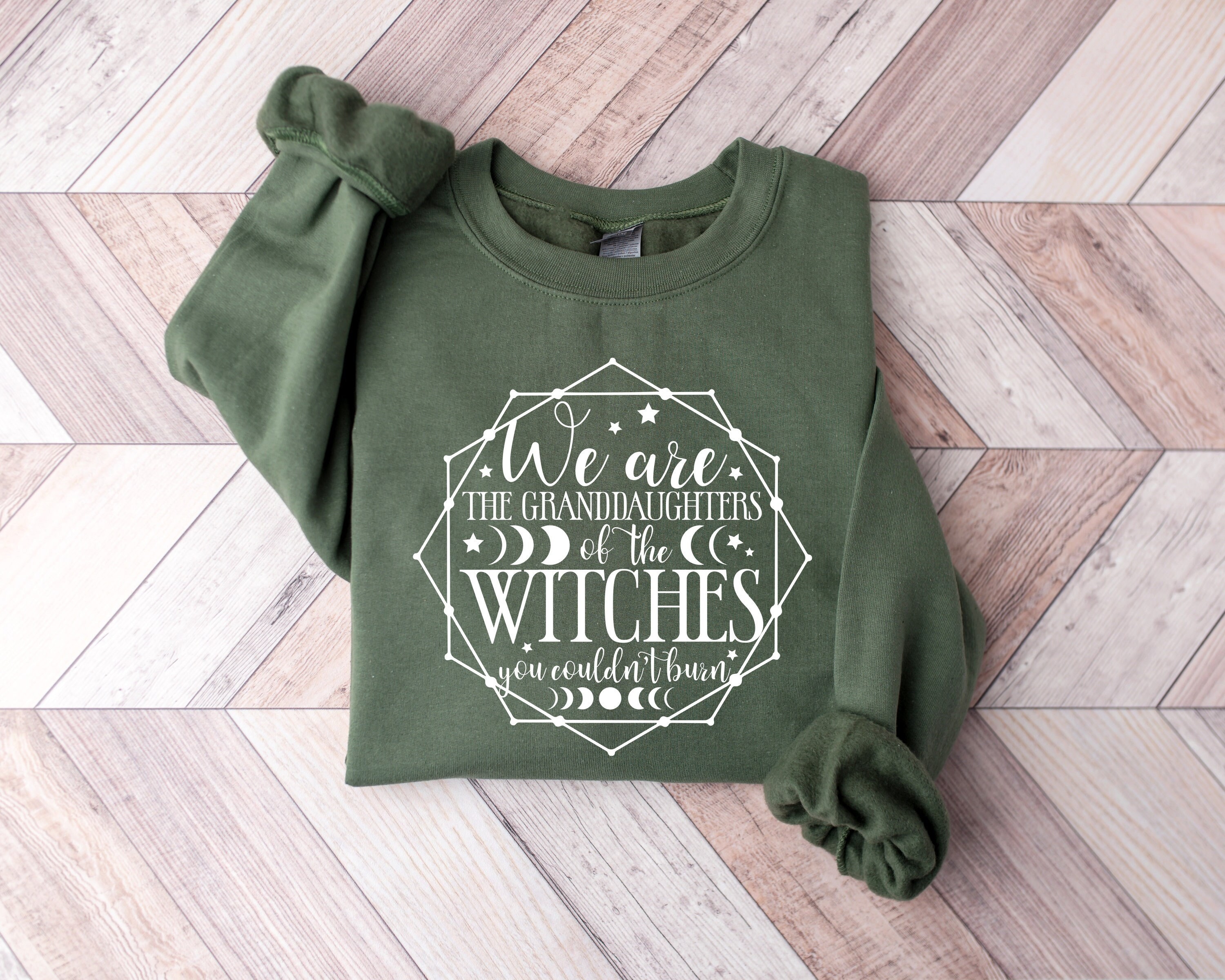 Nós somos as netas das bruxas que você não conseguiu queimar, camiseta, moletom de Halloween, camiseta assustadora, camiseta de bruxa de Halloween, presente de Halloween