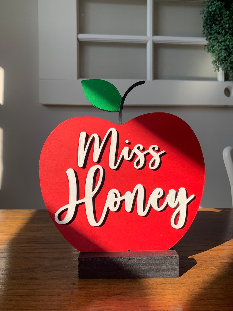 Personalized 3D Teacher Apple Name Sign with Stand image 1