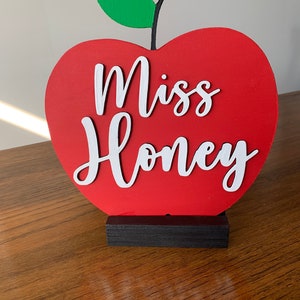 Personalized 3D Teacher Apple Name Sign with Stand image 2