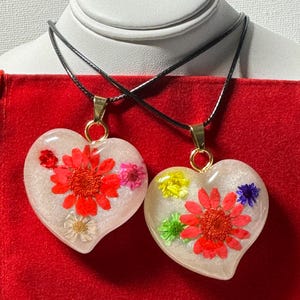 white pearlescent heart pendant necklace, resin jewelry, real dried flower pendant