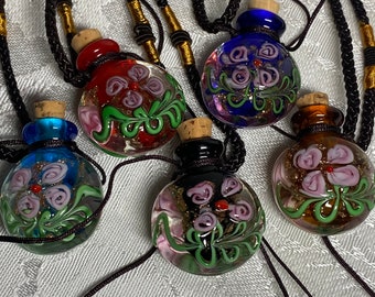 Murano colored round glass pendant, necklace, choker, perfume bottle, essential oil diffuser