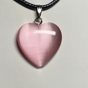 Pink crystal heart pendant, necklace, Cat's eye crystal / y2k grunge necklace/ love necklace image 1
