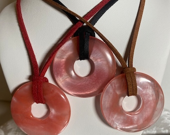 Cherry Quartz crystal stone donut pendant necklace, colored suede cord, 40 mm, Heart Chakra
