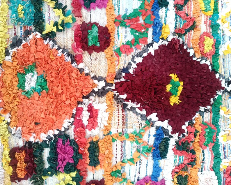 Traditional Amazigh rug from the Atlas Mountains, washable and sustainable