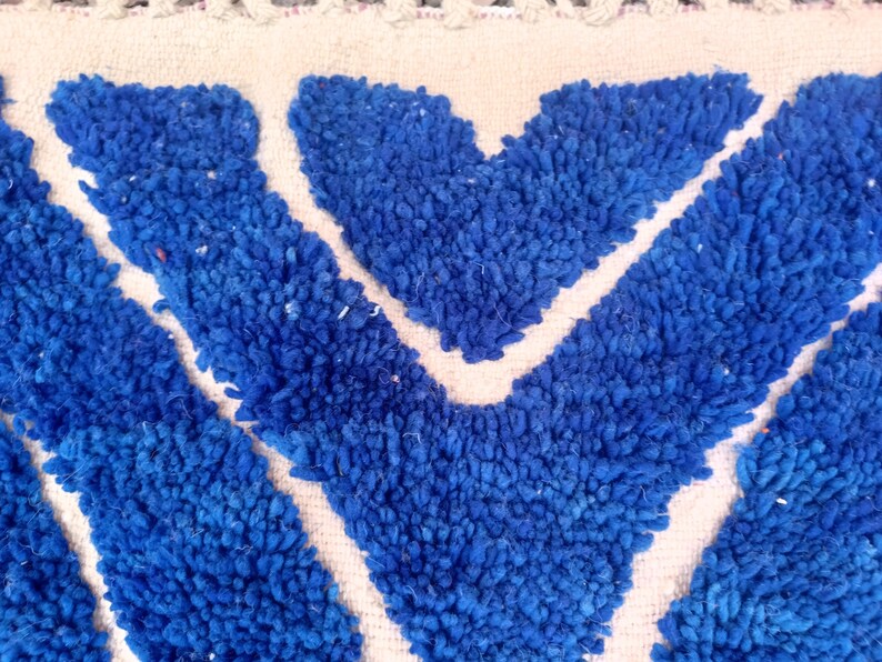 Moroccan Blue Rug with White Accents – Modern Handmade Wool Carpet – Living Room Area Rug