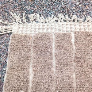 Boho Moroccan Rug – Handmade Brown Wool Carpet with Cream Geometric Design – Neutral Minimalist Area Rug