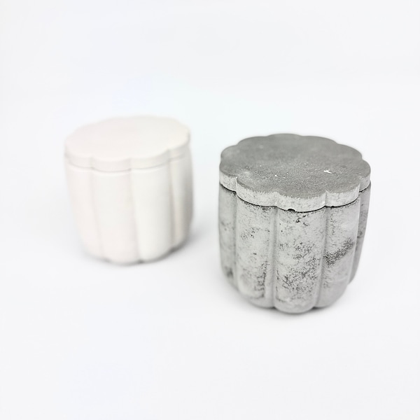 Petal aesthetic concrete/plaster container with lid | Use for holding jewelry, coins, dental floss, q-tips, & other small knick knacks