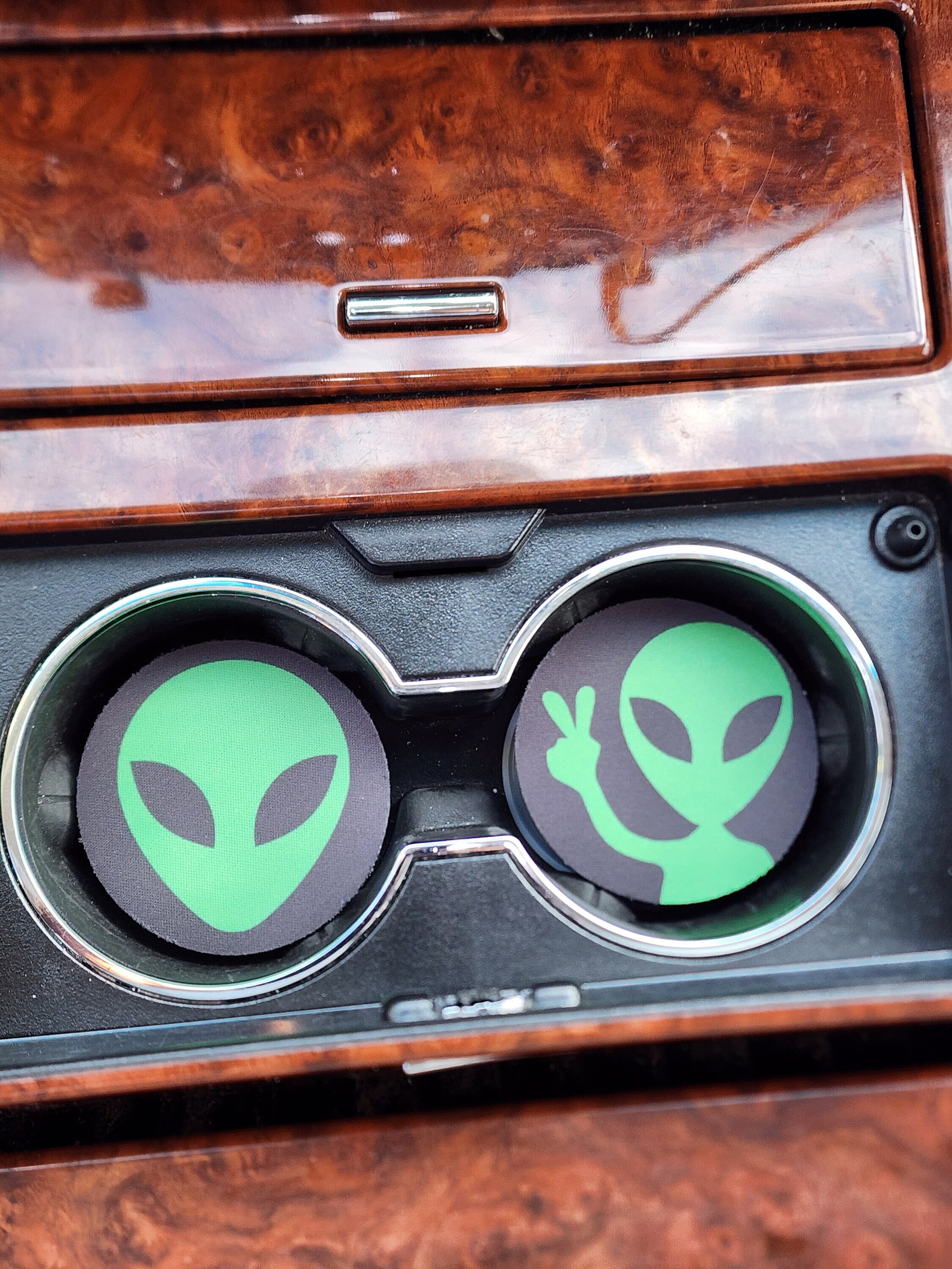Alien car accessory - .de