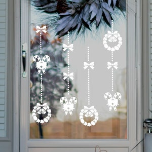 Christmas Decoration On Window Wreaths , window stickers, Christmas, winter decor, snow, white, xmas, December 25, presents, gifts, SW03