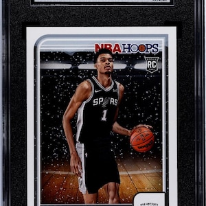 Victor Wembanyama 2023-24 Panini NBA Hoops #277 Winter Rookie Karte SGC 9 Mint Graded