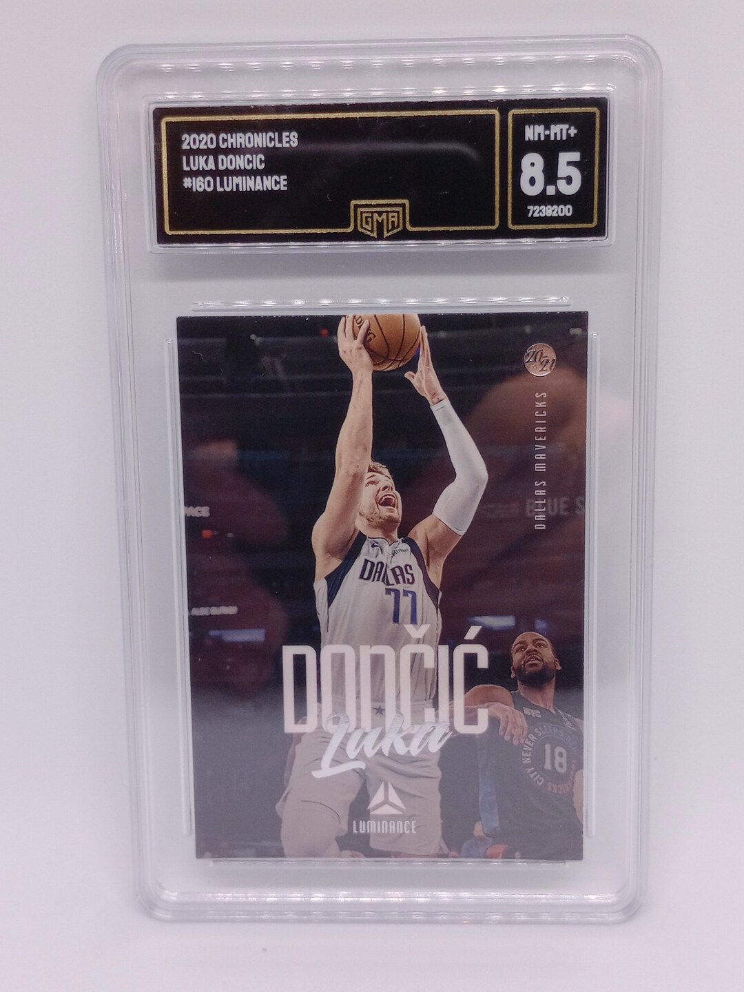 NBAカード Luka Doncic Luminance RC NBAカード Luka Doncic Luminance RC NBAカード Luka Doncic Luminance