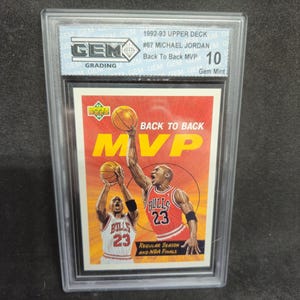 Michael Jordan 1992-93 NBAUpper Deck #67 "Back to Back MVP" Karte - GEM 10 Gem Mint Graded