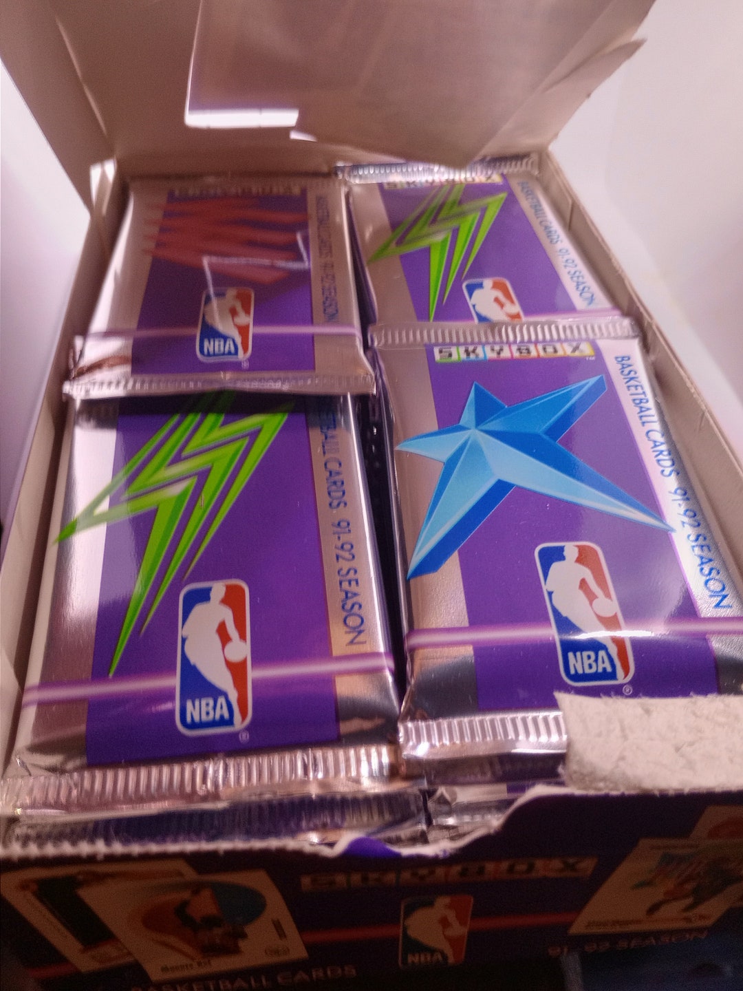 NBA Skybox 199192 Basketball Cards Factory Sealed 1 Pack 15 Cards