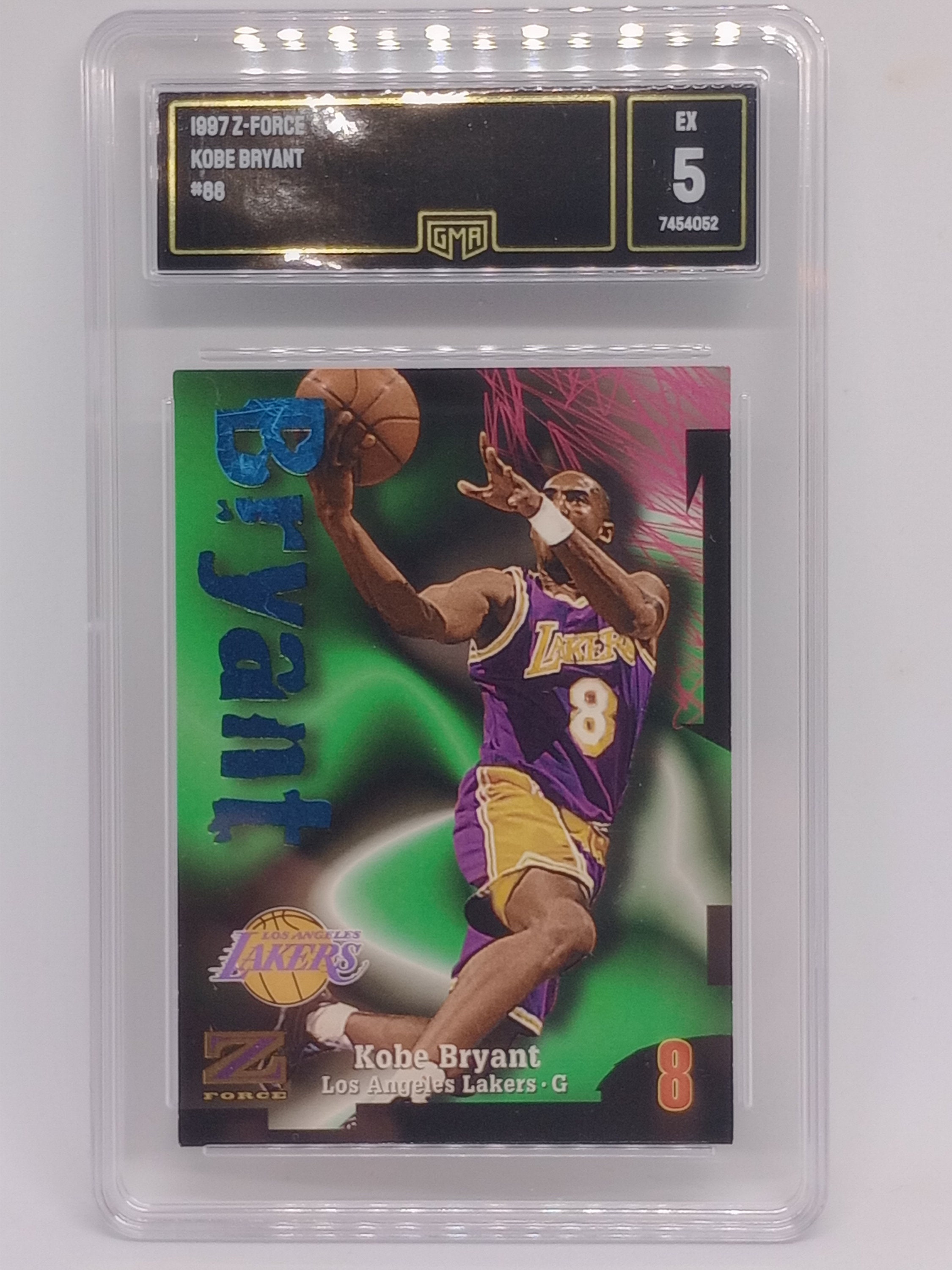 Kobe Bryant 1997 Skybox Z-force #88 GMA 5 EX Graded NBA Card Kobe Bryant 1997 Skybox Z-force #88 GMA 5 EX Graded NBA Card