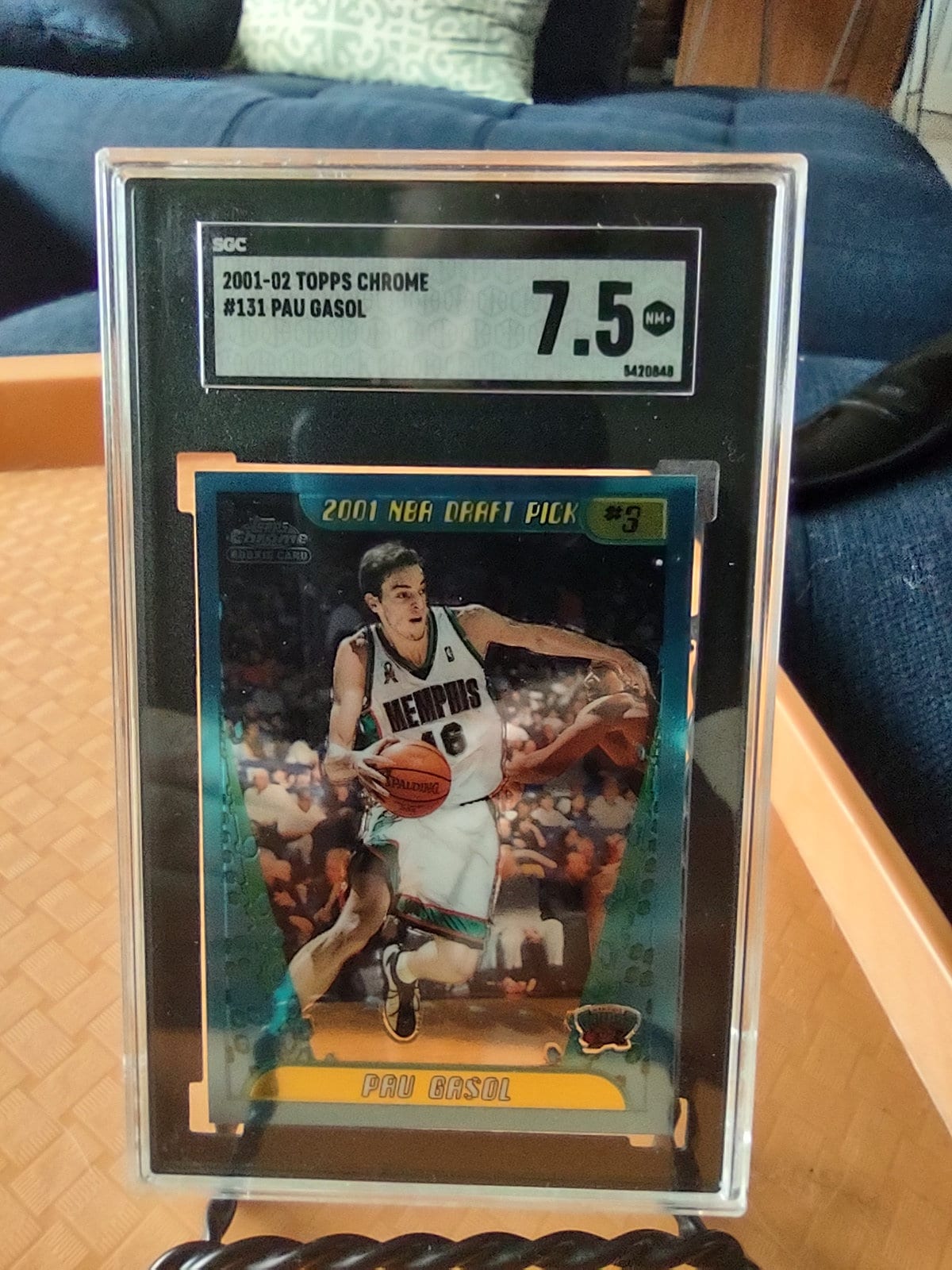 パウ・ガソル 2001-02 Topps Chrome #131 ルーキーカード ホログラム 