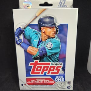 2023 Topps Series 1 MLB Baseball Hanger Box - NEW - Golden Mirror Parallels & Inserts