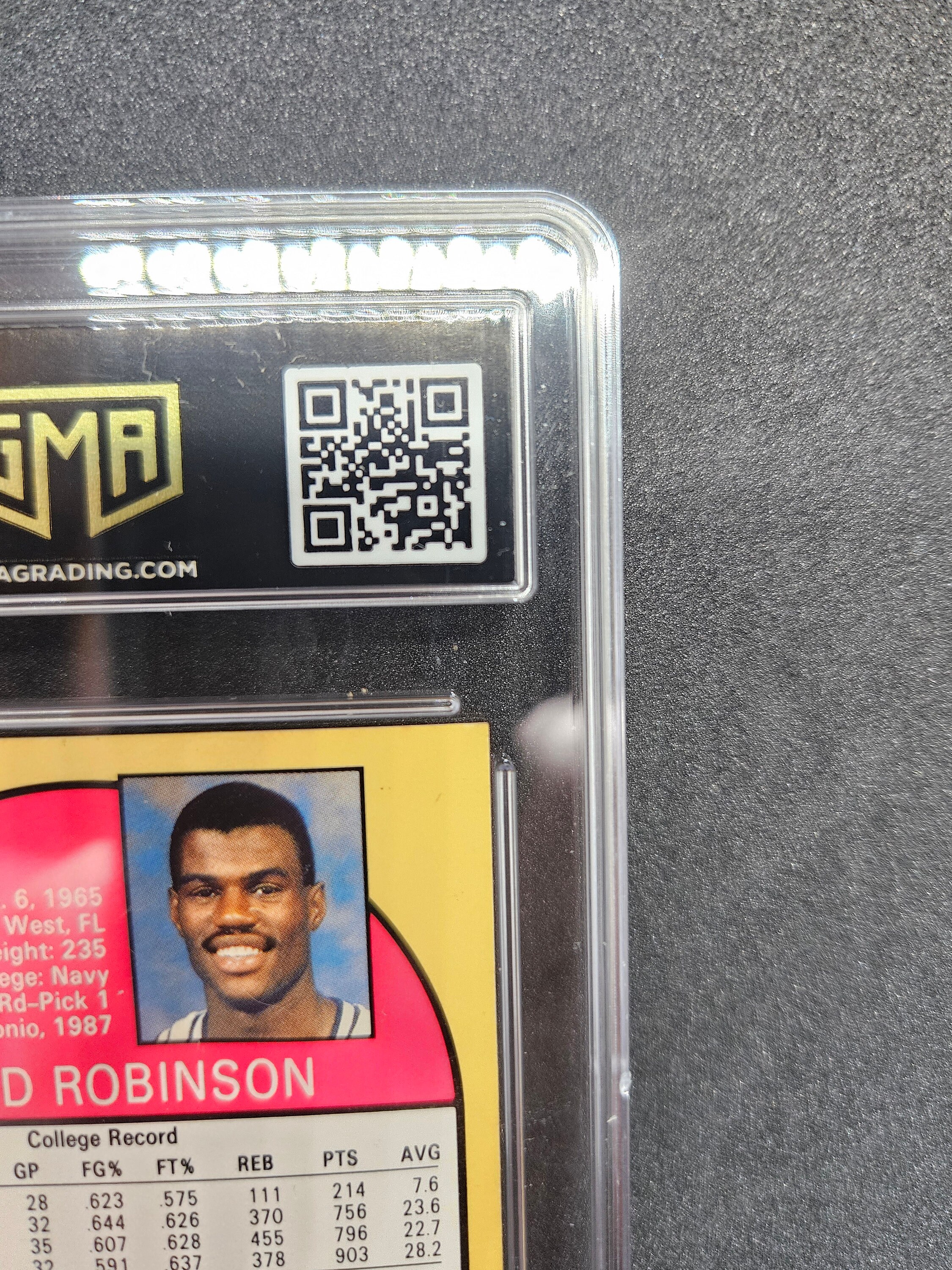 David Robinson 1990-91 Hoops #270 Rookie of the Year Card GMA 8.5
