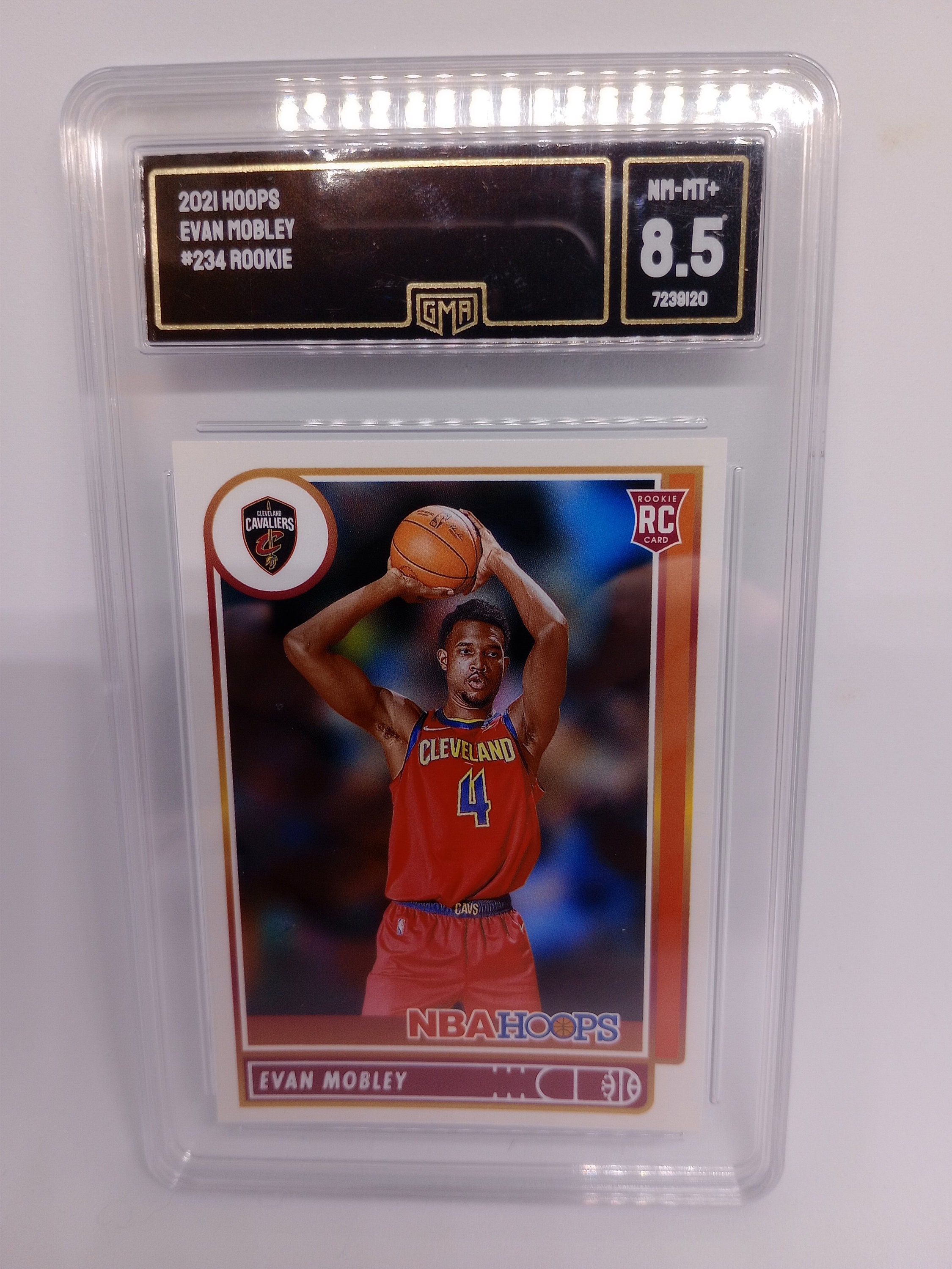 Evan Mobley 2021-22 Panini NBA Hoops #234 Rookie Card RC - GMA 8.5