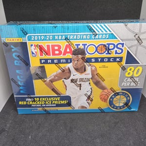 Panini NBA Hoops Premium Stock 2019-20 Mega Box Exclusive - Sigillato in fabbrica - 10 Prizm di ghiaccio screpolato rosso