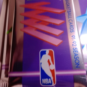 NBA Skybox 1991-92 Series 1-basketbalkaarten Factory Sealed - 1 pakket - 15 kaarten - Rookies