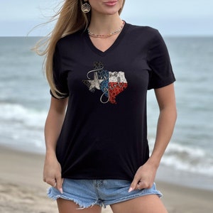 Texas Girl V-Neck Tee; Texas t-shirt, women&#39;s v-neck tshirt, Texas Women&#39;s shirt, cute texas shirt, Texas T-Shirt, Texas Leopard Print shirt