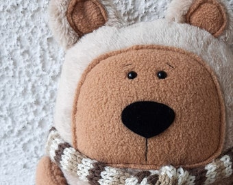 Arthur - the adorable handsewn bear with beige fur and knitted scarf