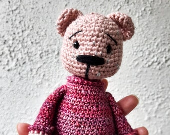 Mina - the adorable crocheted bear in a cozy sweater