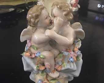 Mid 18th Century Meissen Shoe With Cherubs Figurine