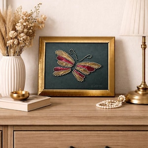 Handmade String Art Butterfly Wall Art, Filigree Nail Frame, Boho Decor (21x17 cm)