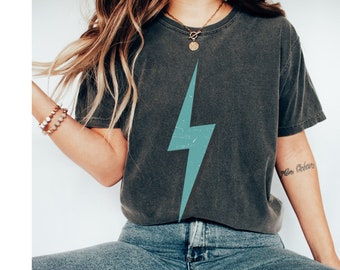 Lightning Bolt T-shirt, Comfort Colors Aesthetic Lightning Bolt Shirt, Trendy Oversized Graphic Tees For Women, Preppy Clothes For Teens