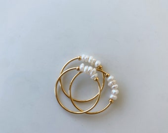 Gold Plated Pearl Ring – Dainty Pearl Ring – White Pearl Ring – Freshwater Pearls Ring – Pearl beaded Ring – Delicate Ring – Minimalist Ring
