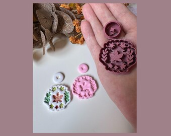 Scalloped Maple Wreath Clay Cutter | Polymer Clay Earring Cutter | Debossed  | Fall | Autumn | Maple Leaf | DIY Jewellery Making | CTR141